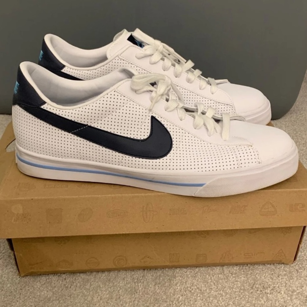 Sweet classic leather nike shoes